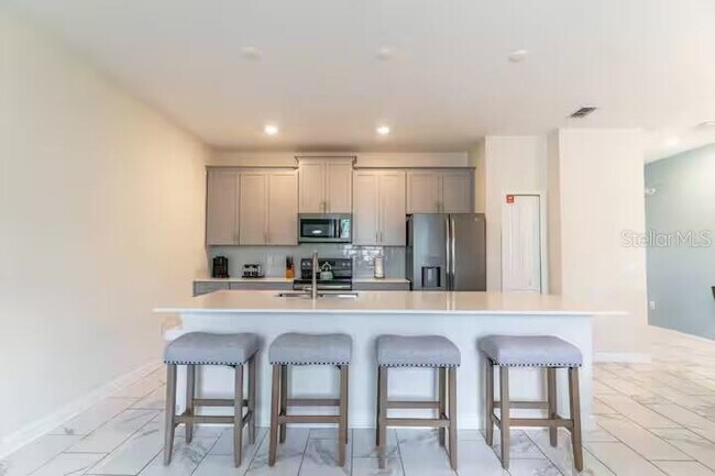 Building Photo - 388 Ocean Course Ave