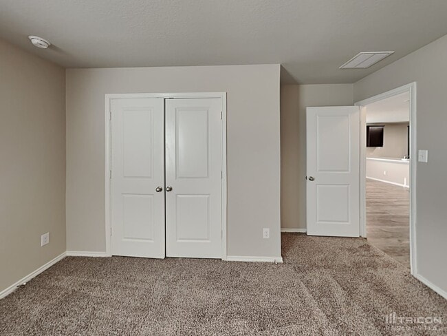 Building Photo - 9802 Marbach Brk