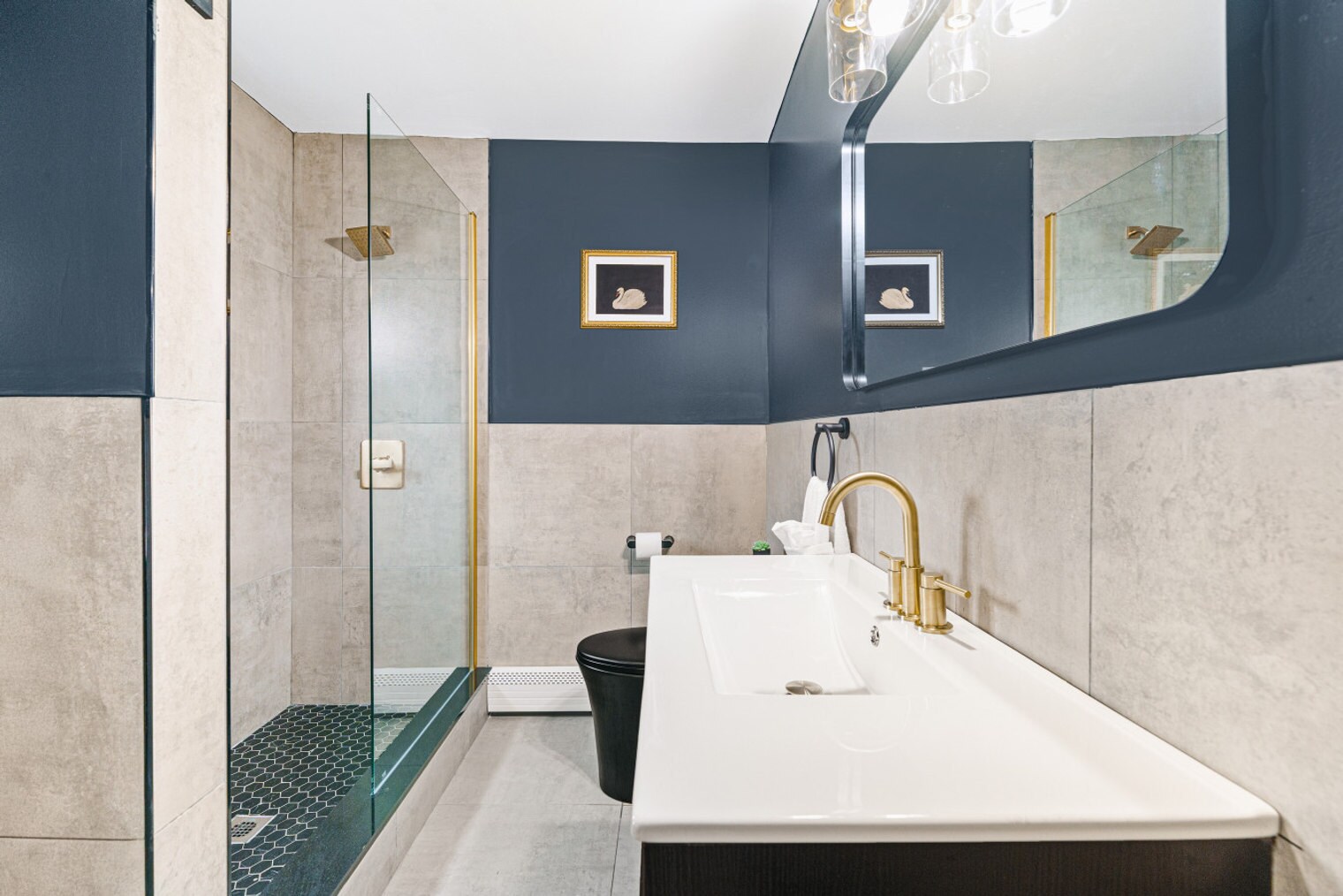 Building Photo - 529 Ave E