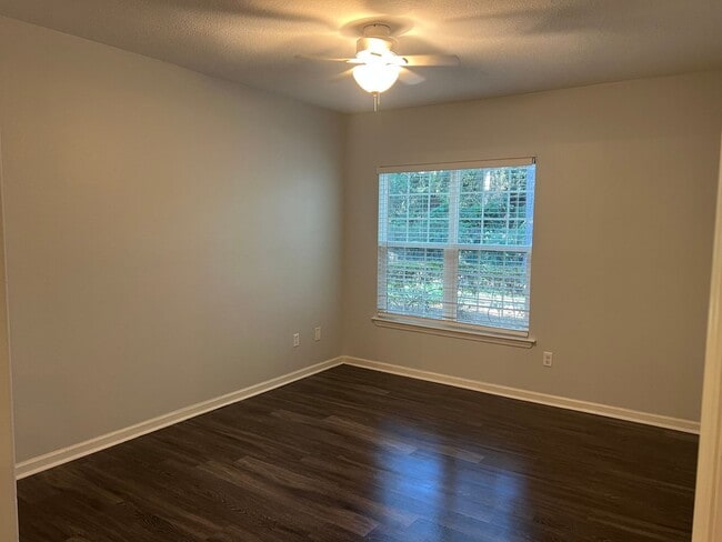 Building Photo - Great first floor unit at  Plantation Point