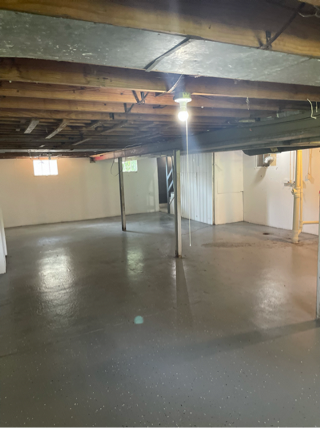 Building Photo - 6149 Shillington Ct