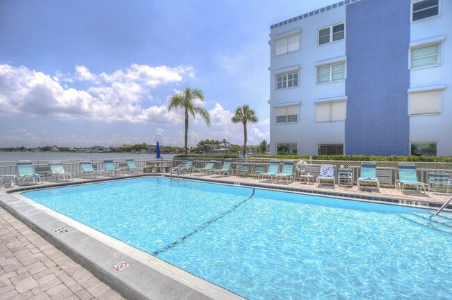 Building Photo - 5575 Gulf Blvd