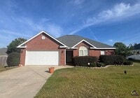 Building Photo - 404 Beechwood Dr