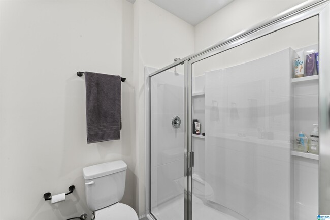 Building Photo - 991 Archers Trail N