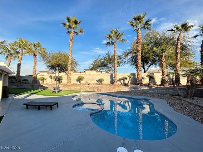 Building Photo - 9070 Trombone Ln