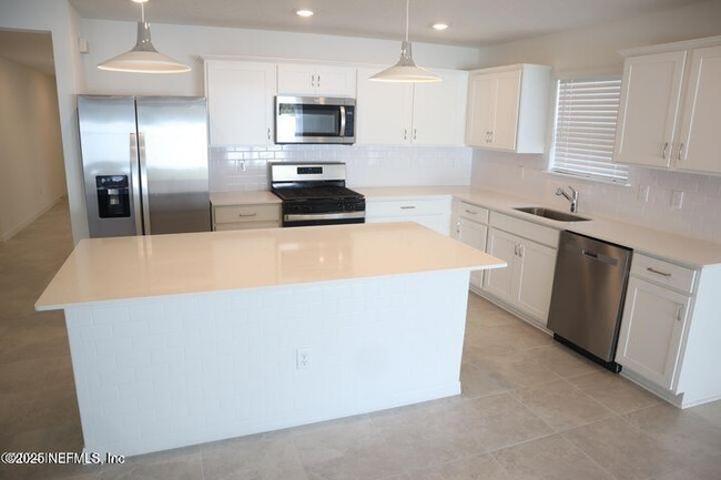 Building Photo - 5423 Bullseye Cir