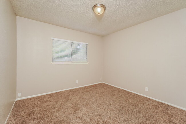 Building Photo - 7534 Rustic Trail