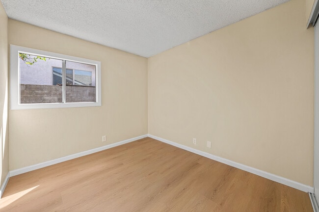 Building Photo - 3482 Alonquin Way