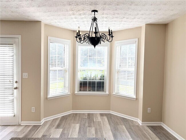 Building Photo - 1210 Skylar Ridge Cir