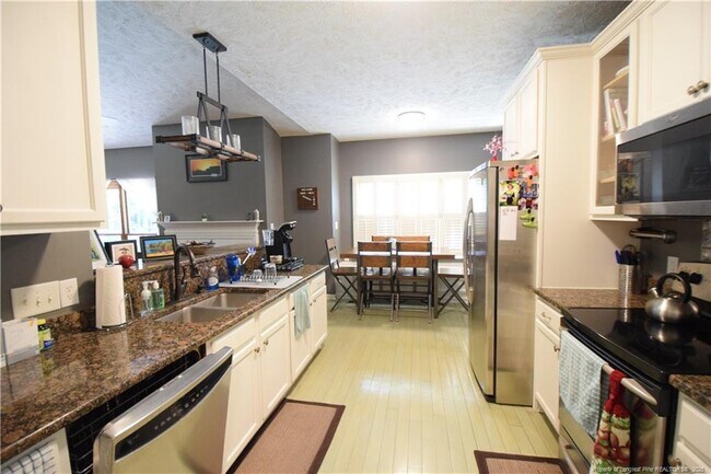 Building Photo - 187 Lakewind Ct