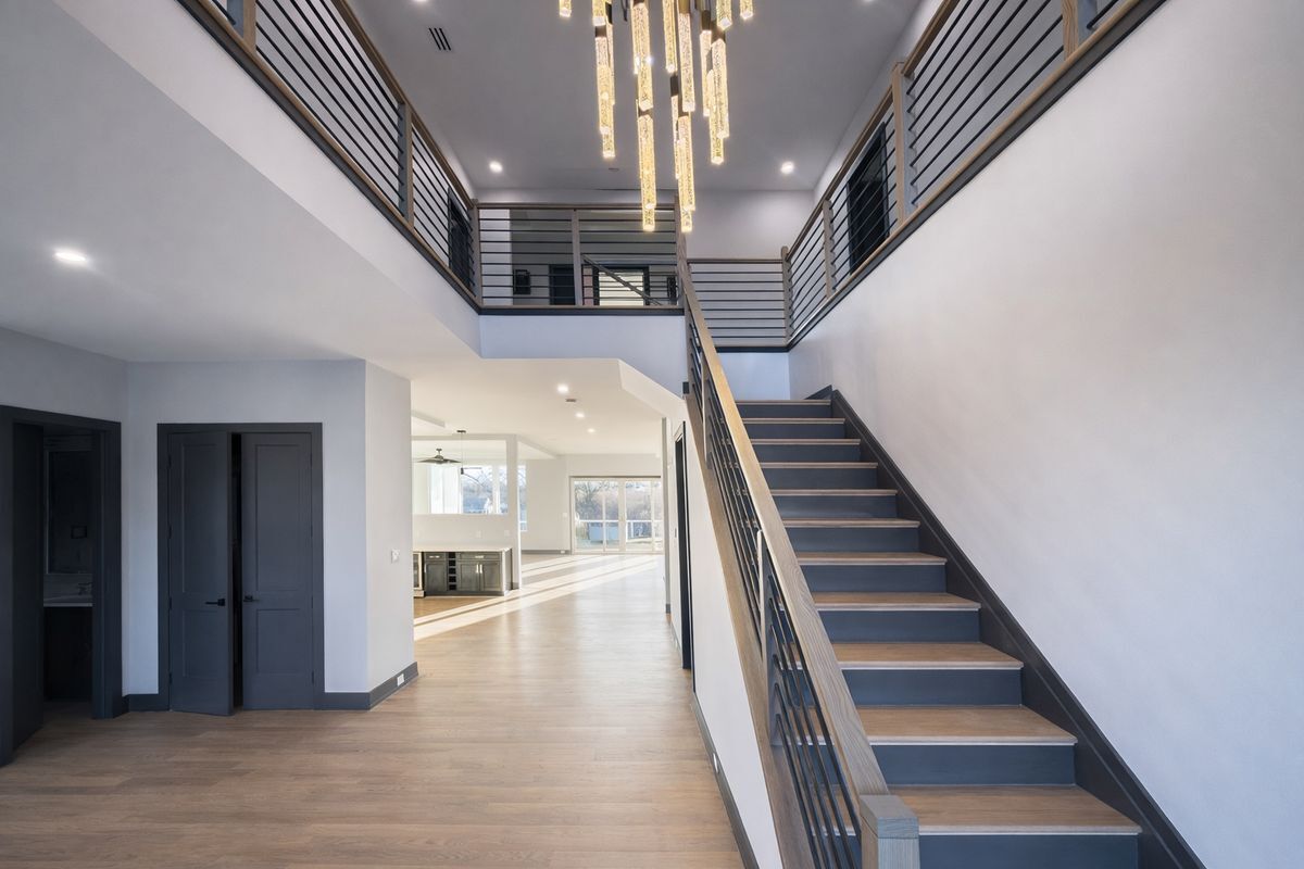 Building Photo - 2613 Beacon Hill Rd