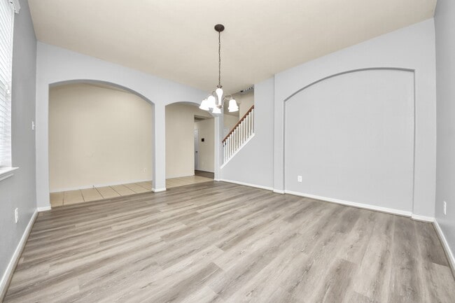 Building Photo - 13127 Barn Course Dr