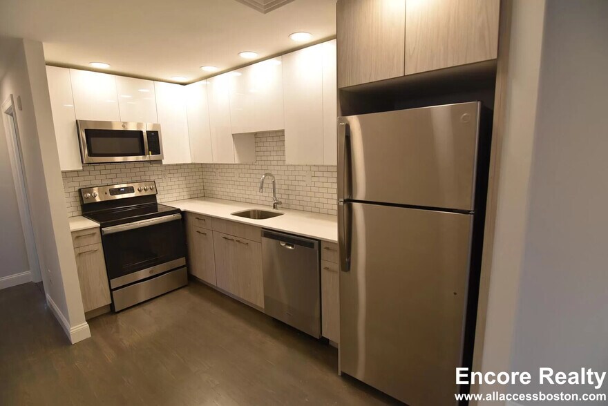 Building Photo - 121 Jersey St