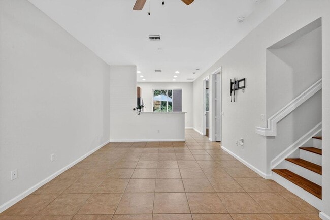 Building Photo - 7458 Sarentino Ln