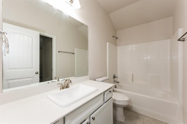 Building Photo - 9430 Smoke Tree Dr