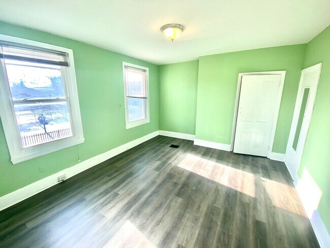 Building Photo - 1107 W Colona St