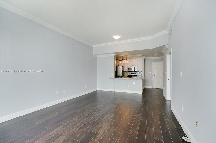 Primary Photo - 1155 Brickell Bay Dr