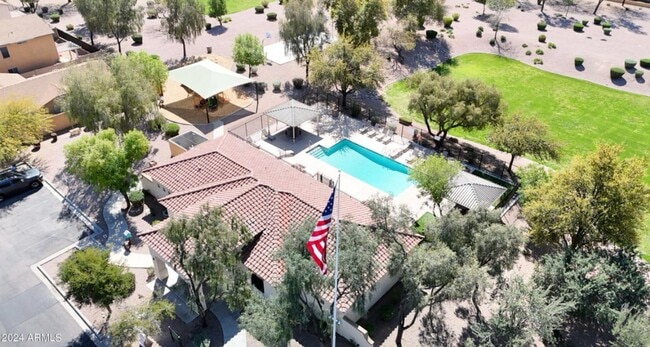 Building Photo - Meadow Vista