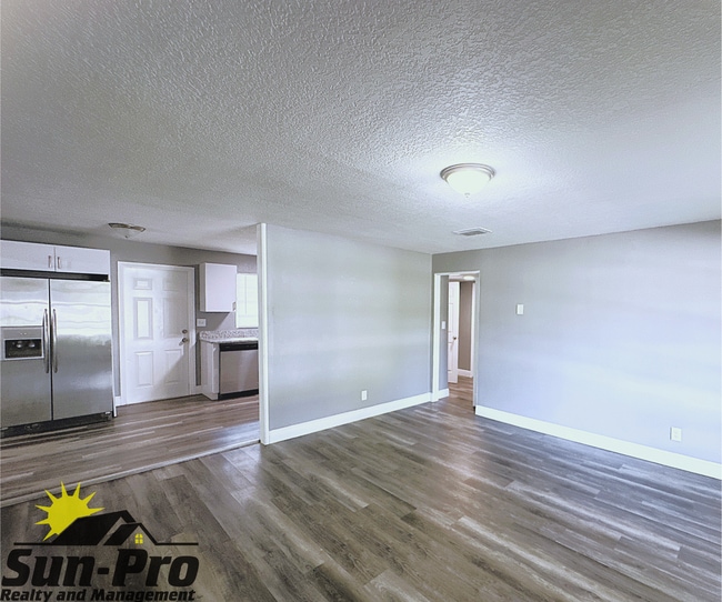 Building Photo - 723 Madison Ave