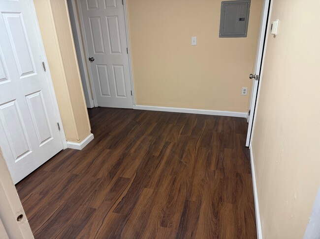 Dining Room with Closet and Pantry - 815 High St