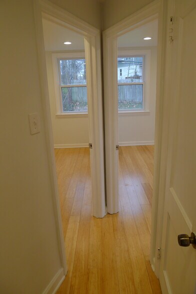 Building Photo - 278 Valley View Road