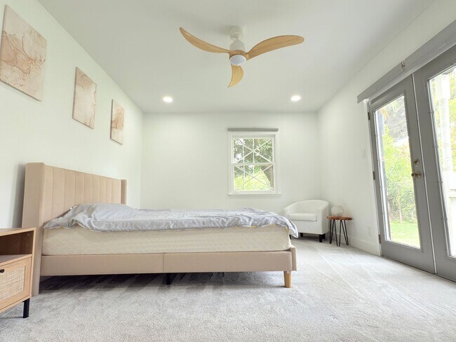 Building Photo - 9501 Clybourn Ave