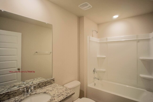 Building Photo - 23432 Shadowridge Dr