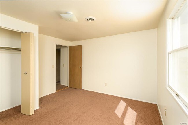 Building Photo - 26106 Jewett Pl
