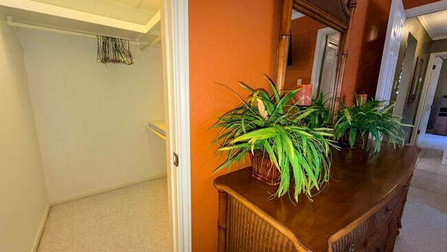 Building Photo - 15421 Seamount Cay Ct