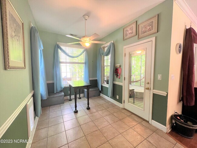 Building Photo - 10169 Whispering Cove Ct SE