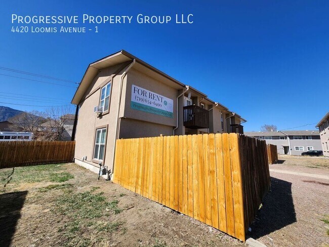 Primary Photo - 4420 Loomis Ave