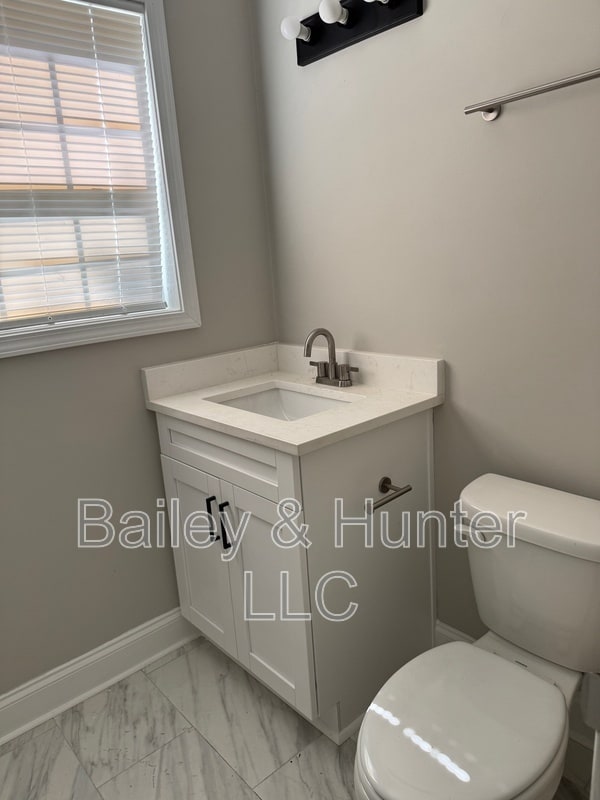 Building Photo - 1306 Cahaba Dr SW