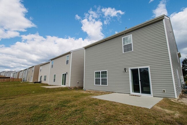 Building Photo - Gorgeous 4 Bedroom, 2 Bath Home in Bowden Village - Available January 2026!