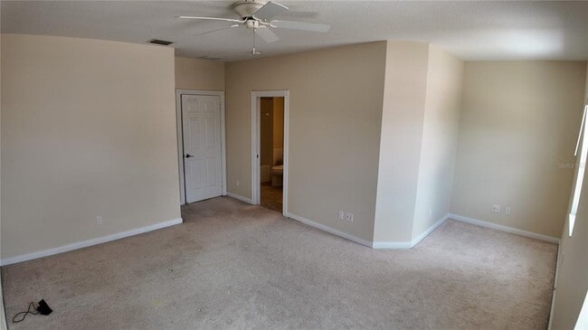 Building Photo - 8561 Insular Ln