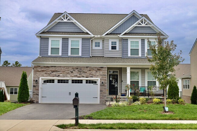 Primary Photo - 5906 Sterlingworth Dr
