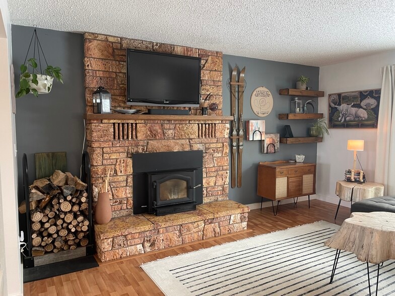 Building Photo - 12 Cloninger Ln