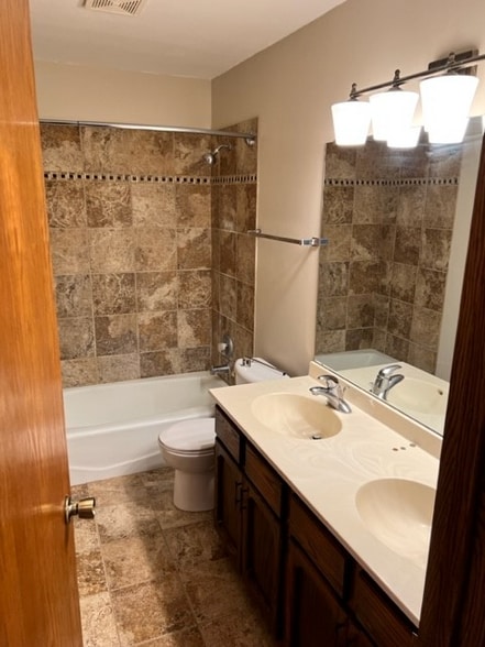 Building Photo - 8350 144th St W