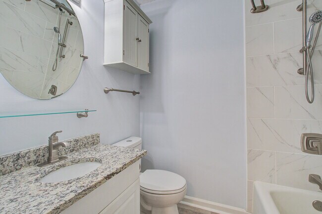 Building Photo - 1836 Mepkin Rd