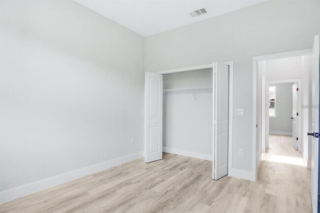 Building Photo - 4540 SW 170th Street Rd