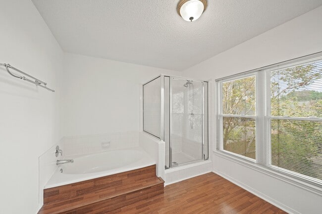 Building Photo - 21226 Park Willow Dr