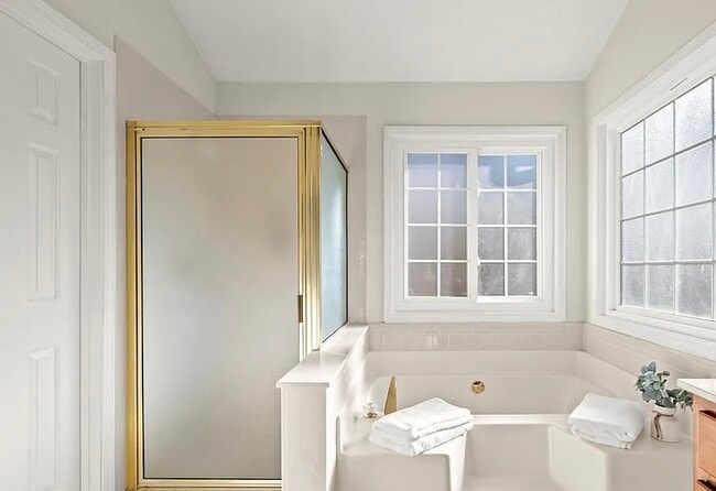 Building Photo - 4235 Marjorie Rd SW