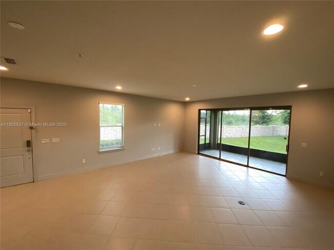 Building Photo - 3028 Alessa Loop