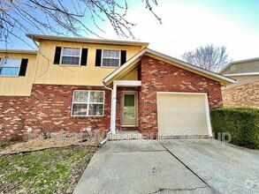 Building Photo - 13 Twin Oaks Dr