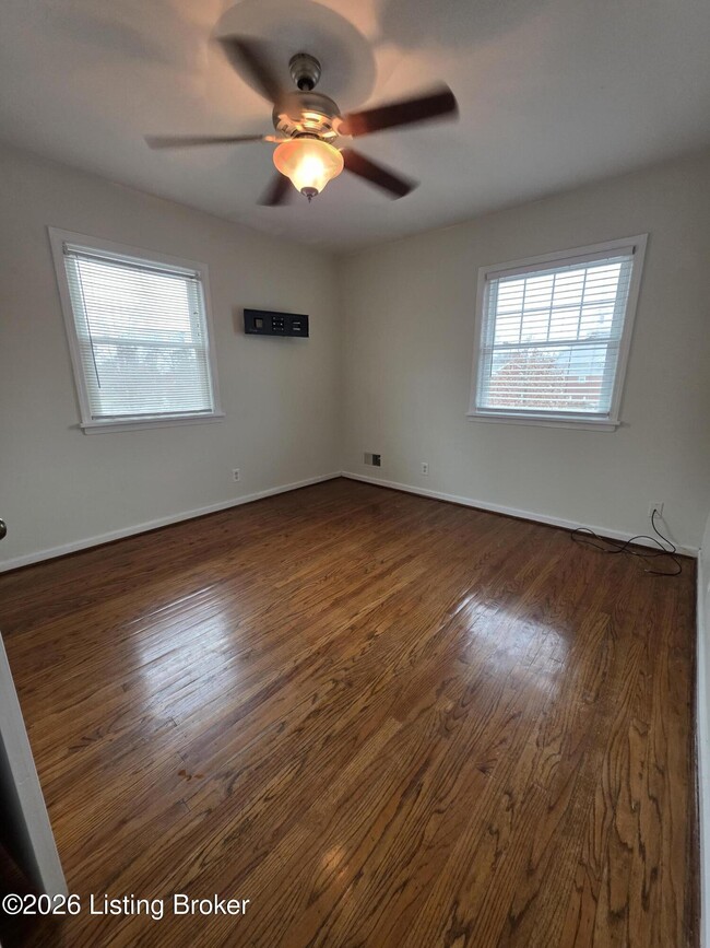 Building Photo - 8802 Nottingham Pkwy