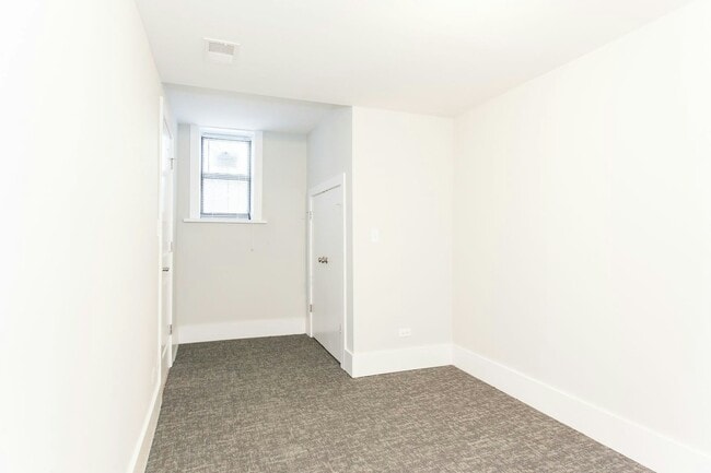 Building Photo - 2922 1/2 West Logan Boulevard, Chicago, IL...