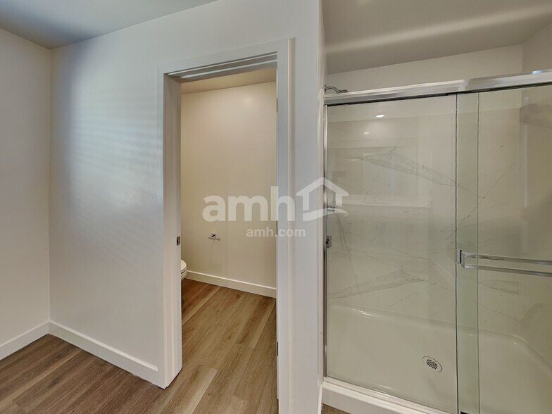 Building Photo - 7332 S Avenida Obelo