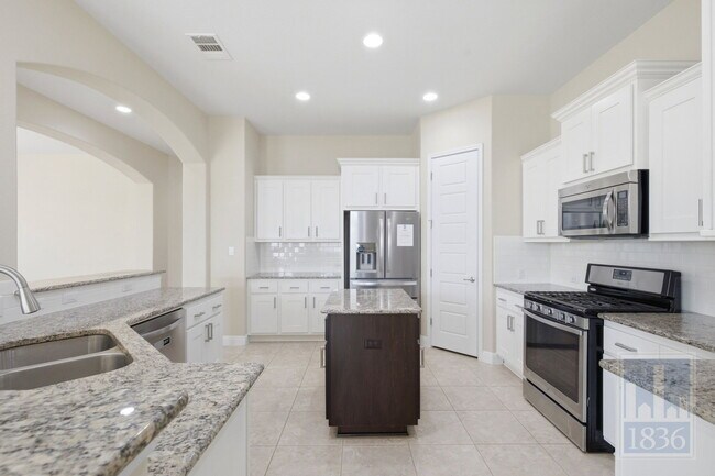 Building Photo - 3805 Hidden Harbor Dr
