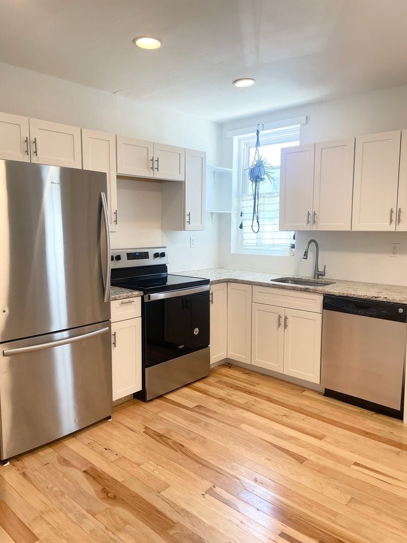 Building Photo - 3942 Wallace St