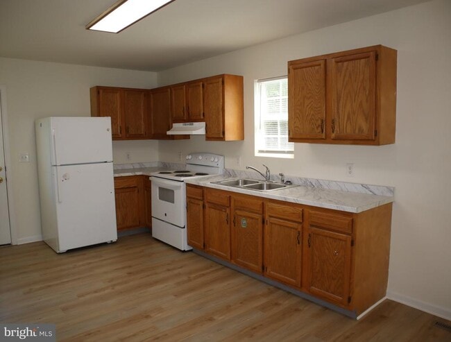 Building Photo - 311 Decatur Ave