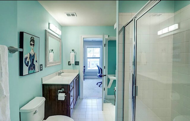 Building Photo - 2943 Templehof Ct